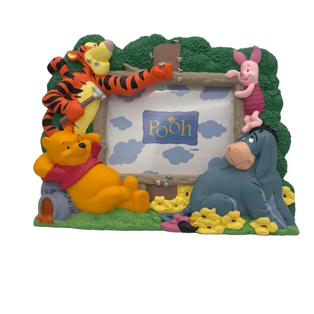 Vintage 90’s Disney Winnie The Pooh 3D Picture Photo Frame Tigger Piglet Eeyore